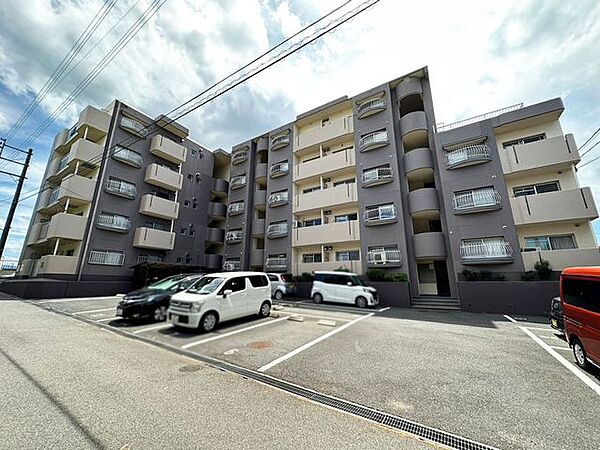 【ペット相談可】ミリオンコーポラス折尾♪都市ガス♪折尾東小・折尾中♪最上階♪スーパー徒歩5分圏内♪