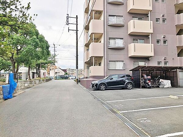 【ペット相談可】ミリオンコーポラス折尾♪都市ガス♪折尾東小・折尾中♪最上階♪スーパー徒歩5分圏内♪