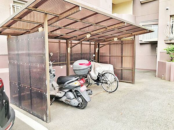 【ペット相談可】ミリオンコーポラス折尾♪都市ガス♪折尾東小・折尾中♪最上階♪スーパー徒歩5分圏内♪