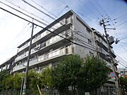 緑地公園駅より徒歩7分 5階 築32年10ヶ月の賃貸物件