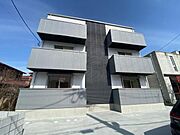 豊中駅より徒歩8分 2階 築2年10ヶ月の賃貸物件