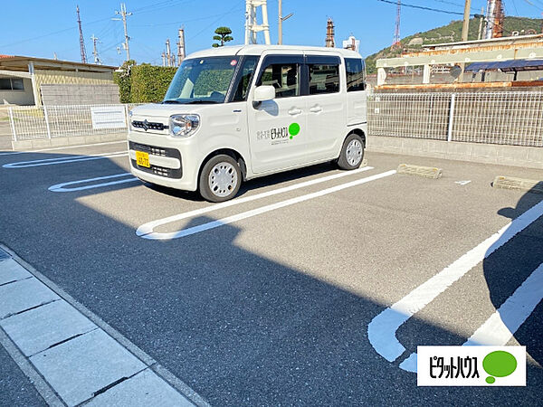 画像21:駐車場