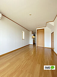 ソレイユＭIII 101 1階2LDKのリビング/ダイニング