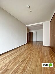 第2ひらたパークハイツ 501 4階2LDKのリビング/ダイニング