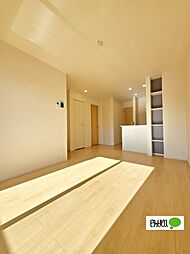 ルフナ　II 105 1階1LDKのリビング/ダイニング