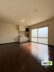 グラン・ファーム 207 2階2LDKのリビング/ダイニング