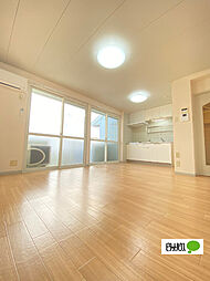 トゥインクルくつろぎ 202 2階2LDKのリビング/ダイニング