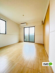 グランデ・フォルテ木ノ本 101 1階1LDKのリビング/ダイニング