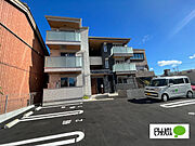 和歌山駅より徒歩9分 2階 築2年8ヶ月の賃貸物件