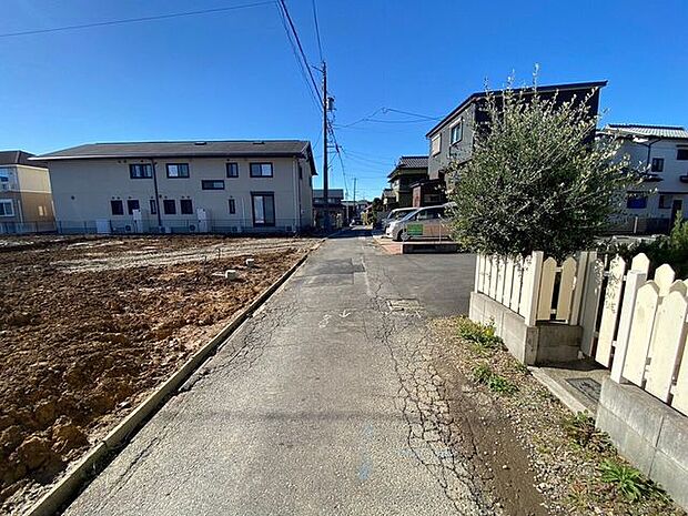 前面道路含む現地写真