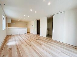 小牧市応時4丁目　1棟 3LDKのリビング/ダイニング