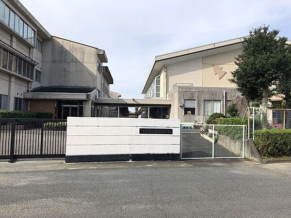 犬山市立東部中学校 1700m