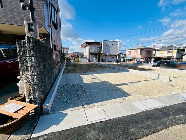 完成前の物件購入が不安な方は、同じ建築会社の別物件を内覧することで物件の雰囲気を確認できます!ハウスドゥ小牧味岡店は即対応が可能です!ぜひご相談ください!