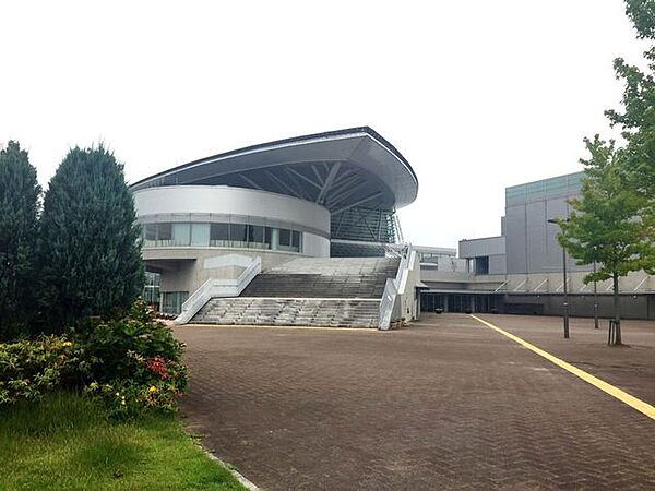 小牧市スポーツ公園【小牧市スポーツ公園は広々とした敷地に運動施設が整い、子どもから大人まで楽しめる公園。散歩や軽い運動にも適しており、日々のリフレッシュに最適な環境が魅力です。】 1290m