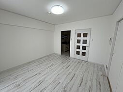 ロイヤルアネックス土居田 306 号室 3階3LDKのリビング/ダイニング