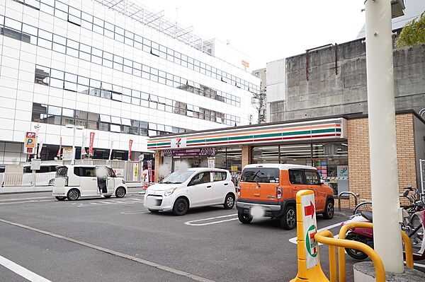 画像10:セブン-イレブン 松山中央郵便局前店