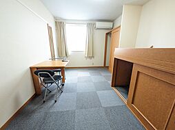 レオパレス拓人 203 号室 2階1Kのリビング/ダイニング