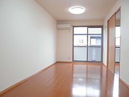 ローズハイツ　Ｃ棟 102 号室 1階1LDKのリビング/ダイニング