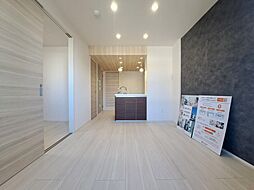 グレイス北持田 205 号室 2階1LDKのリビング/ダイニング