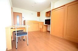 レオパレス古川2 205 号室 2階1Kのリビング/ダイニング