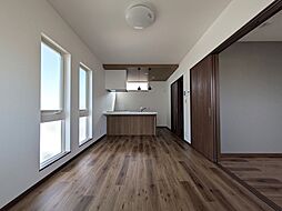 Alba-casa高岡 201 号室 2階1LDKのリビング/ダイニング