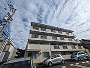 衣山駅より徒歩5分 3階 築40年8ヶ月の賃貸物件