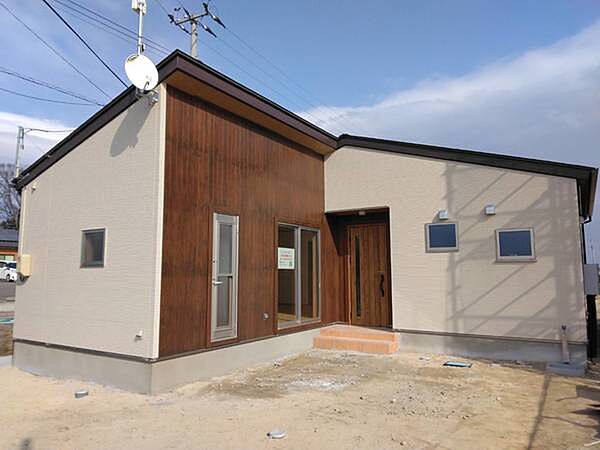 detached 福島県安達郡大玉村玉井字台
地図を見る