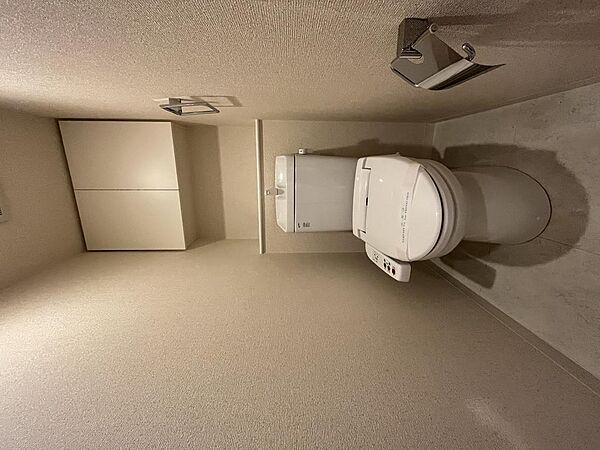 トイレを拡大表示
