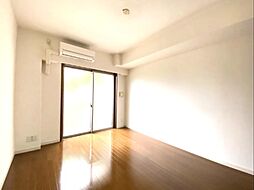 プラウランド行徳 1階ワンルームのリビング/ダイニング