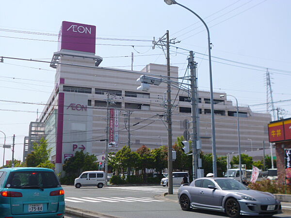 イオン浜松西ショッピングセンター（1082m）
