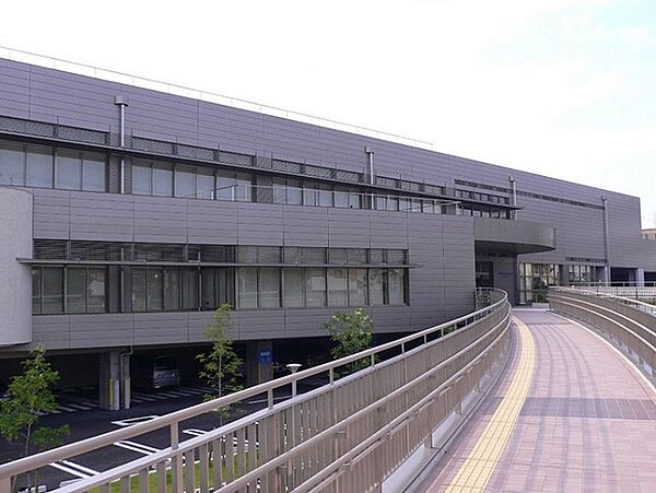 画像15:浜松市立城北図書館まで650m