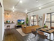 浜松駅より徒歩20分 2階 築30年2ヶ月の賃貸物件