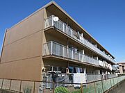  3階 築42年2ヶ月の賃貸物件