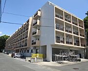  3階 築17年10ヶ月の賃貸物件