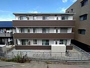 高塚駅より徒歩44分 築4年9ヶ月 3階建の賃貸物件