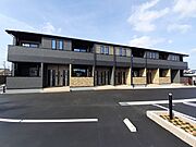 ベルトレーフル 1階 築2年8ヶ月の賃貸物件