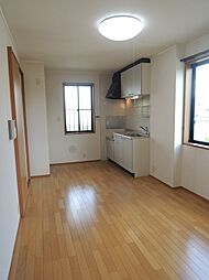 グレイスフル 102 1階2DKのリビング/ダイニング