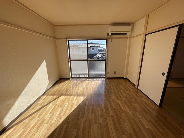 寝室