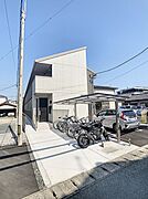  築5年5ヶ月 2階建の賃貸物件