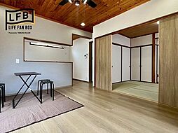 LFB再生住宅-合志市須屋I- 4LDKのリビング/ダイニング