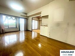 クレアドール神水ガーデン　5階 4LDKのリビング/ダイニング