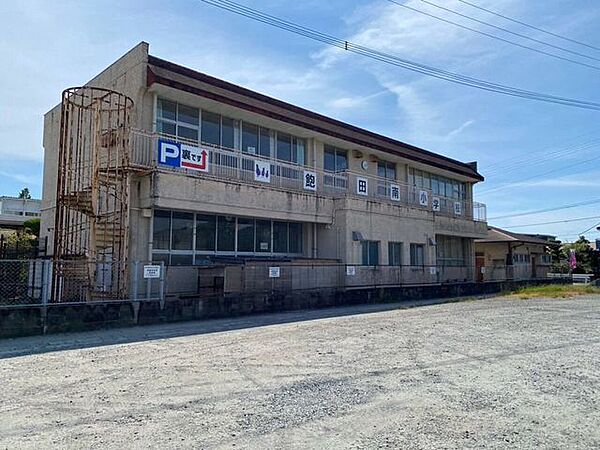 飽田南小学校 1000m