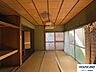 和室：和室には布団などをしまえるような押入もついています♪