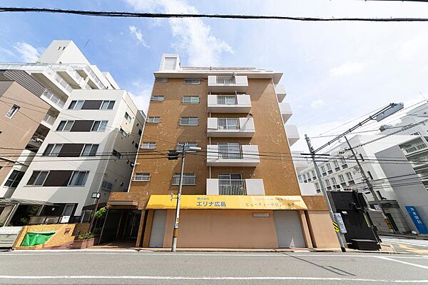 駅近くの便利な立地で、周辺施設も充実。暮らしやすい環境が魅力の物件です。