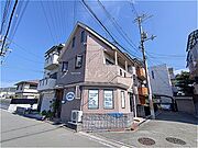 新石切駅より徒歩15分 築30年7ヶ月 3階建の賃貸物件