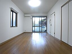 小川マンション 1階1DKのリビング/ダイニング