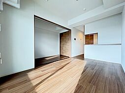 アイ・レジデンシーズ西条 5階1LDKのリビング/ダイニング