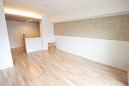 レジデンス・ザ・う越久 2階2LDKのリビング/ダイニング