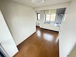 ライブ矢野 3階1DKのリビング/ダイニング