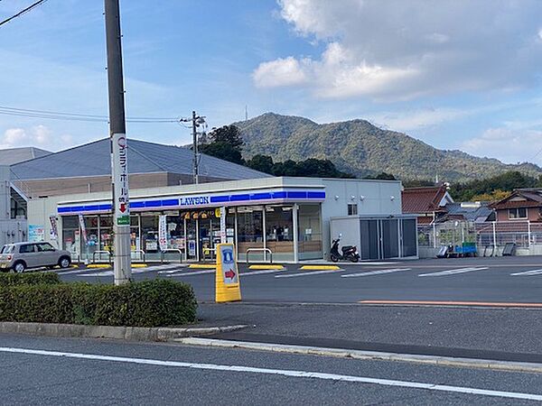 画像19:コンビニ「ローソン呉焼山北一丁目店まで1080ｍ」